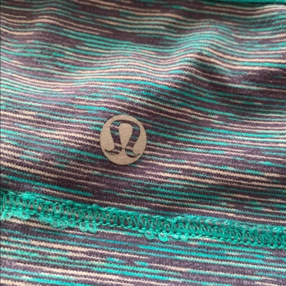 Lululemon no limits with CUPS included sz 6 - Picture 3 of 4